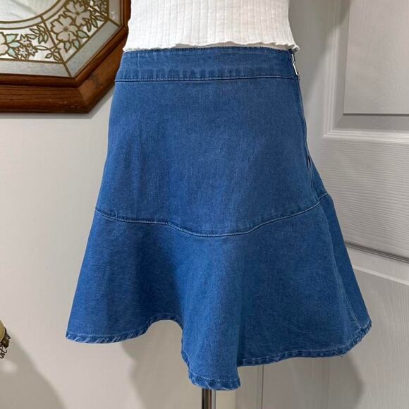 NWOT Dolls Kill Delia's Blue Denim Flared Mini Skirt S/XS - Picture 1 of 6